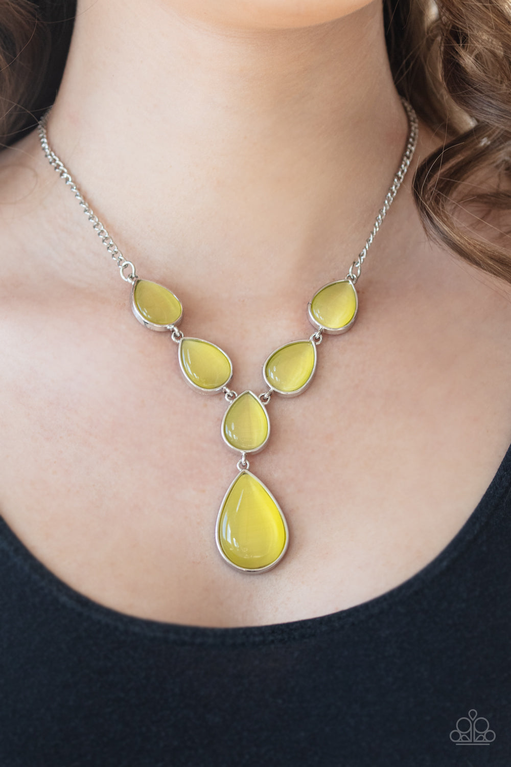 Dewy Decadence Necklace Set